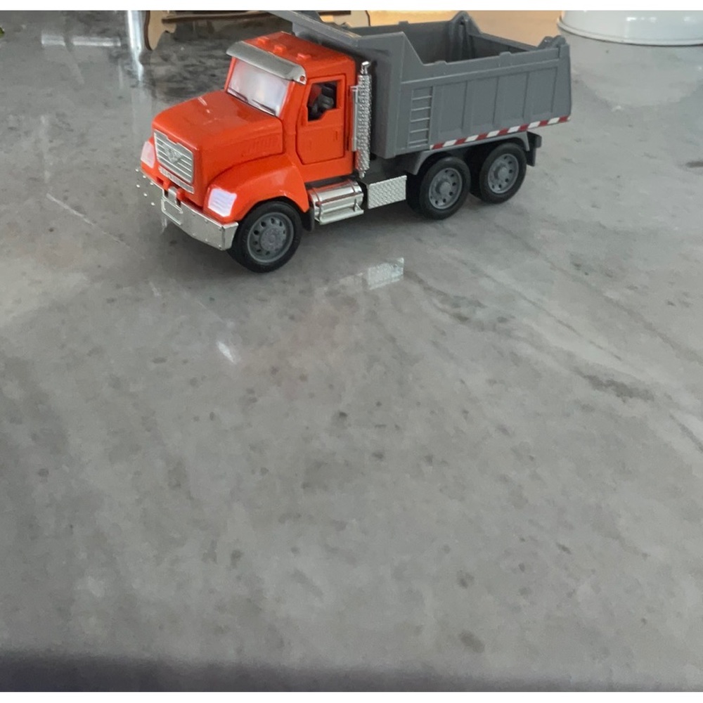 Driven mini truck